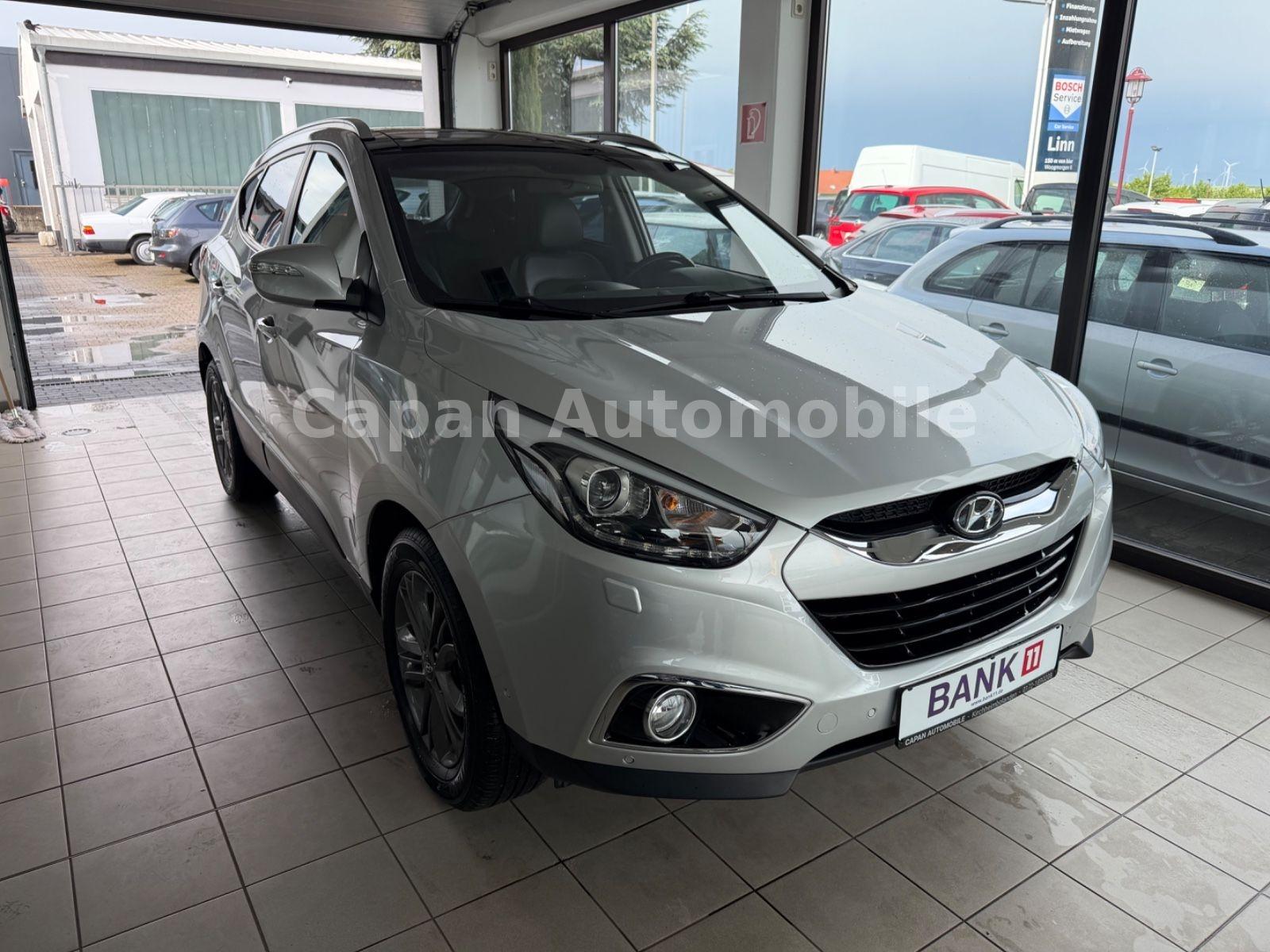 Hyundai ix35 Style 1.Hand/Scheckheft/Navi/Xenon/Leder/E5