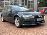 Audi A4 Avant Xenon Navi Sitz. AHK HU+Service neu - Audi A4: Kombi, Se