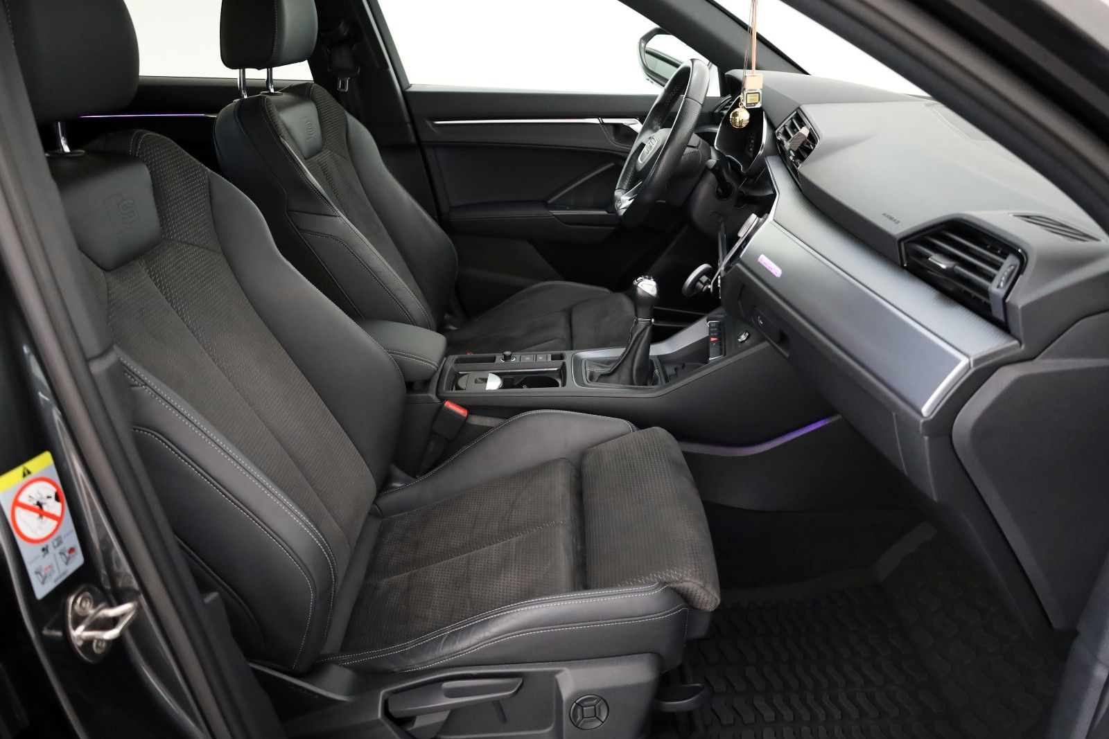 Fahrzeugabbildung Audi Q3 Sportback 35TDI quattro S line B&O,ACC,SD,360
