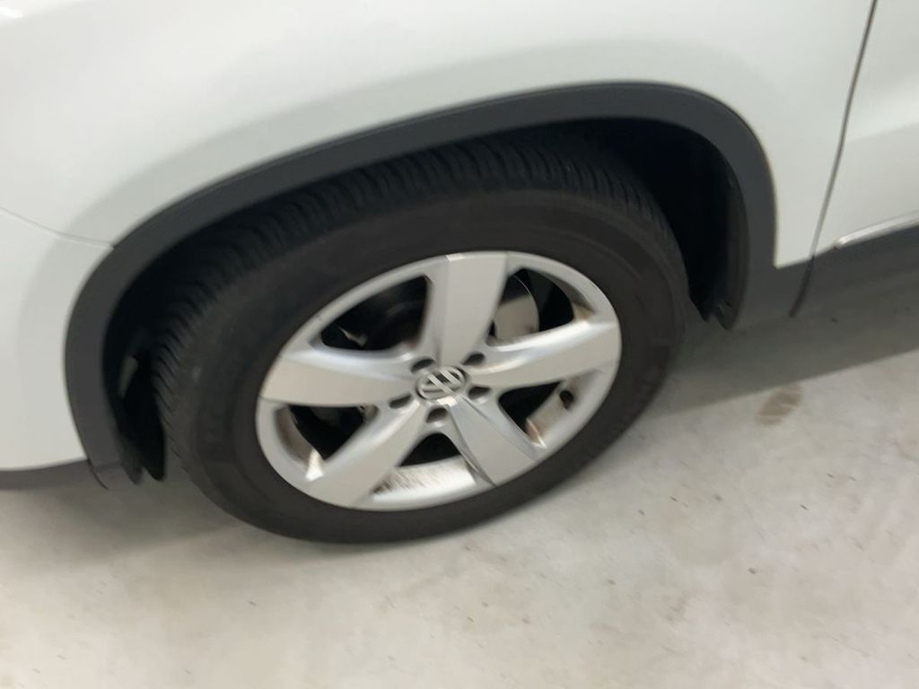 1.4 TSI DSG Bi-Xenon AHK KAMERA SHZ Tempo