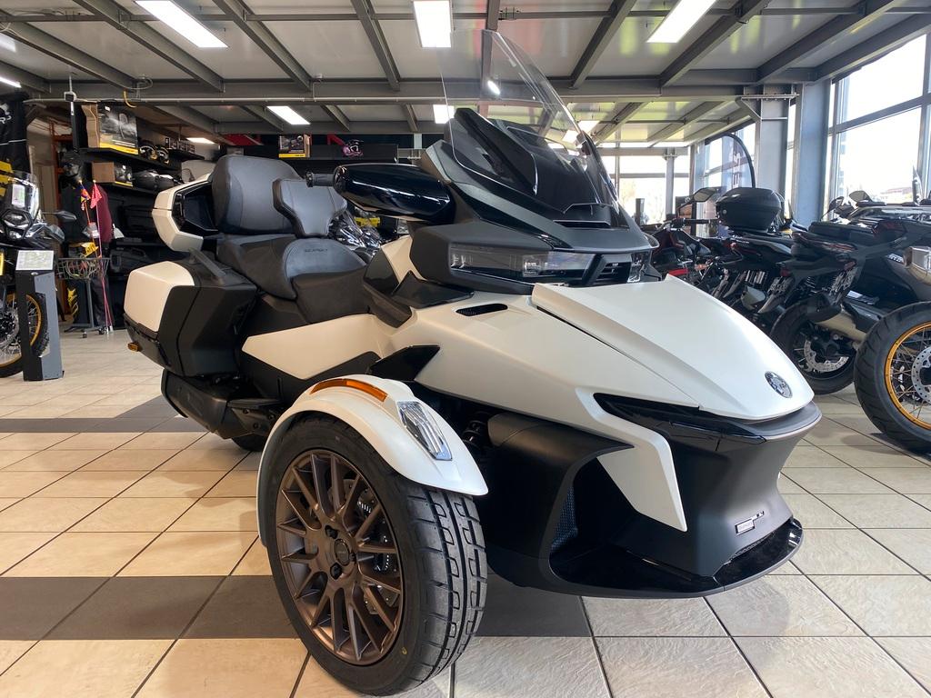 Can-Am Spyder RT Sea-to-Sky ACE no F3