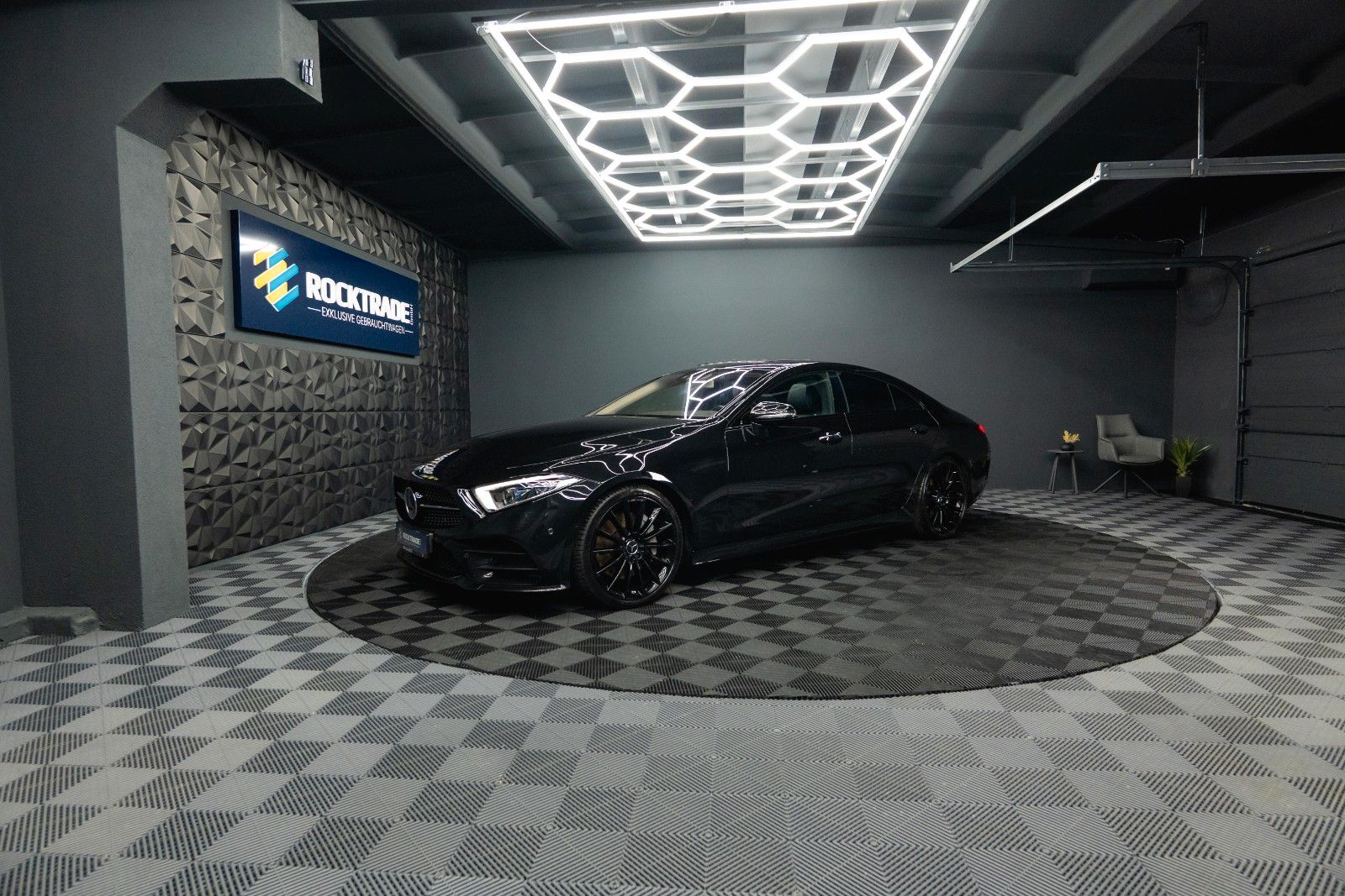 Fahrzeugabbildung Mercedes-Benz CLS 400d 4Matic AMG Night-Paket *Burmester*ACC*