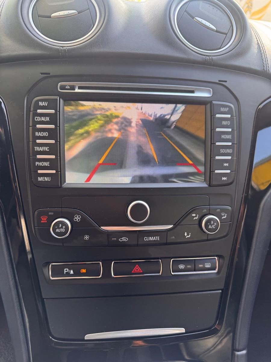 Ford Mondeo 2014 — photo 19