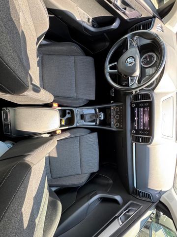 Karoq 2.0TDI 150PS DSG 4x4 STYLE AHK/APP/LED/RFK