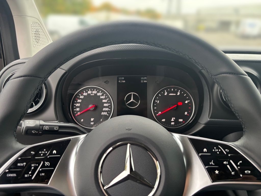 Fahrzeugabbildung Mercedes-Benz Citan 112 CDI Tourer standard AHK Klima Kamera
