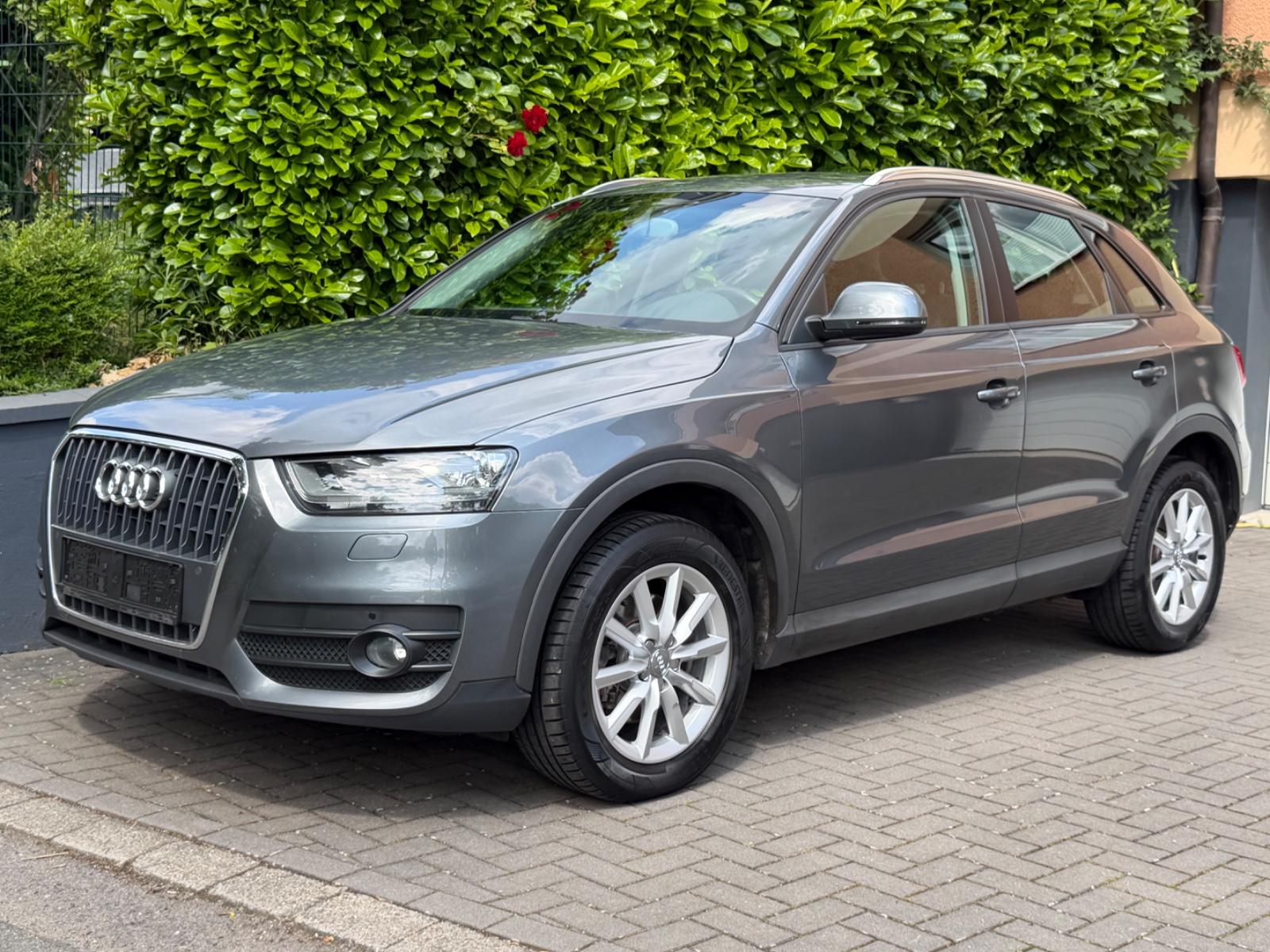 Audi Q3 2.0 TDI Navigation PDC Klima-Aut.
