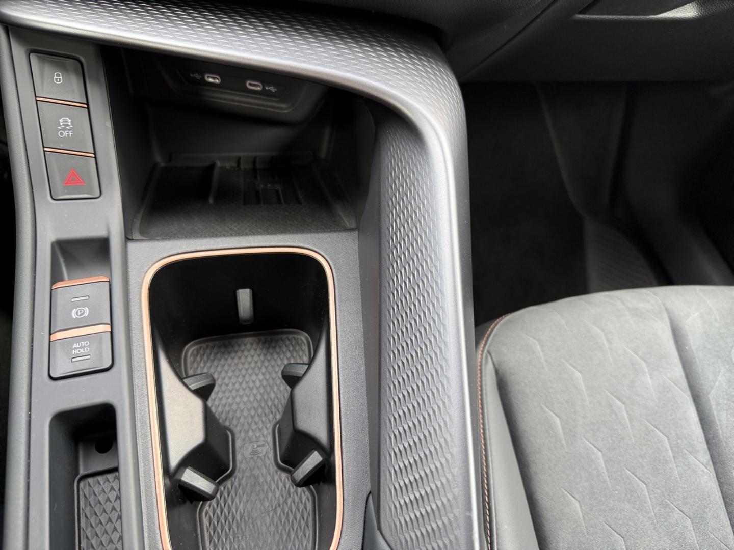Cupra Terramar 1.5 eTSI DSG *AHK*HuD*ACC*KAMERA*MEMORY