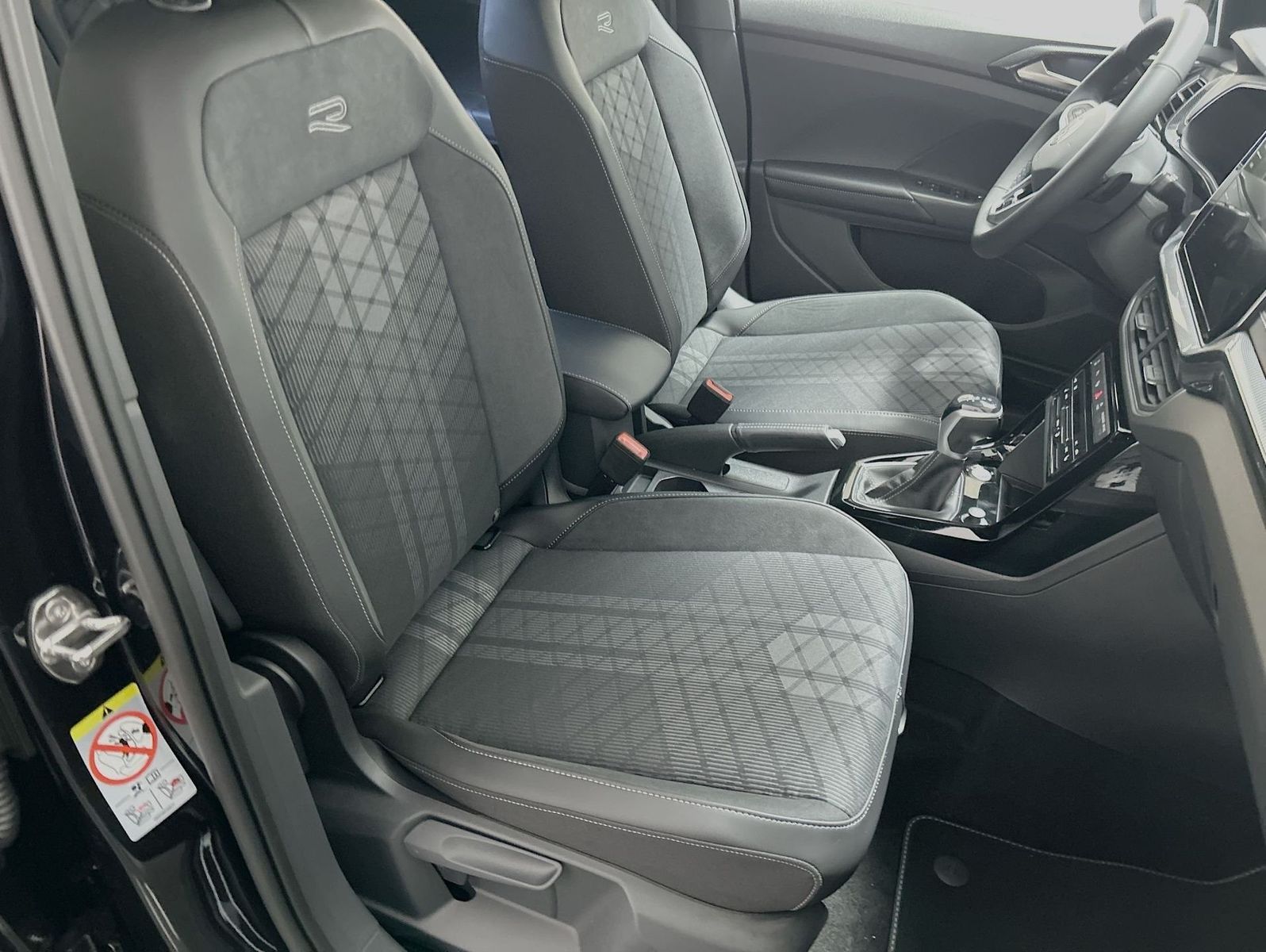 Volkswagen T-Cross - Bild 23