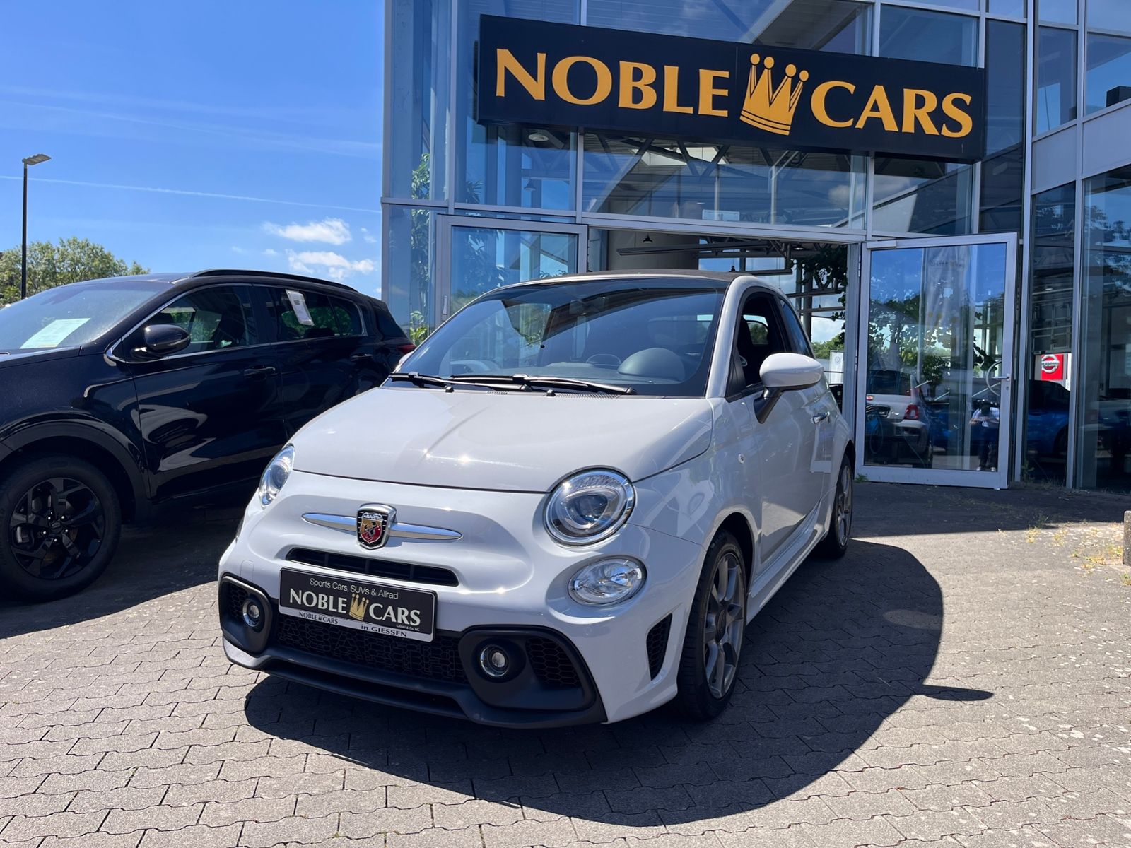 Fahrzeugabbildung Abarth 595C  1.4 T-Jet NAVI ALU