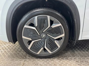 Fahrzeugverkauf 36 Skoda Kodiaq 2.0 TDI 4x4 Sportline Pano AHK 7-Sitze