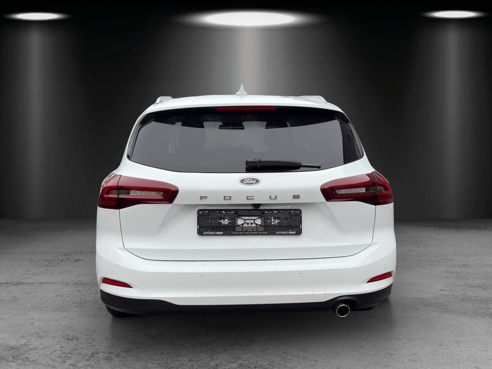 Fahrzeugabbildung Ford Focus Turnier Titanium Edition Fahrer Pak. Win.P