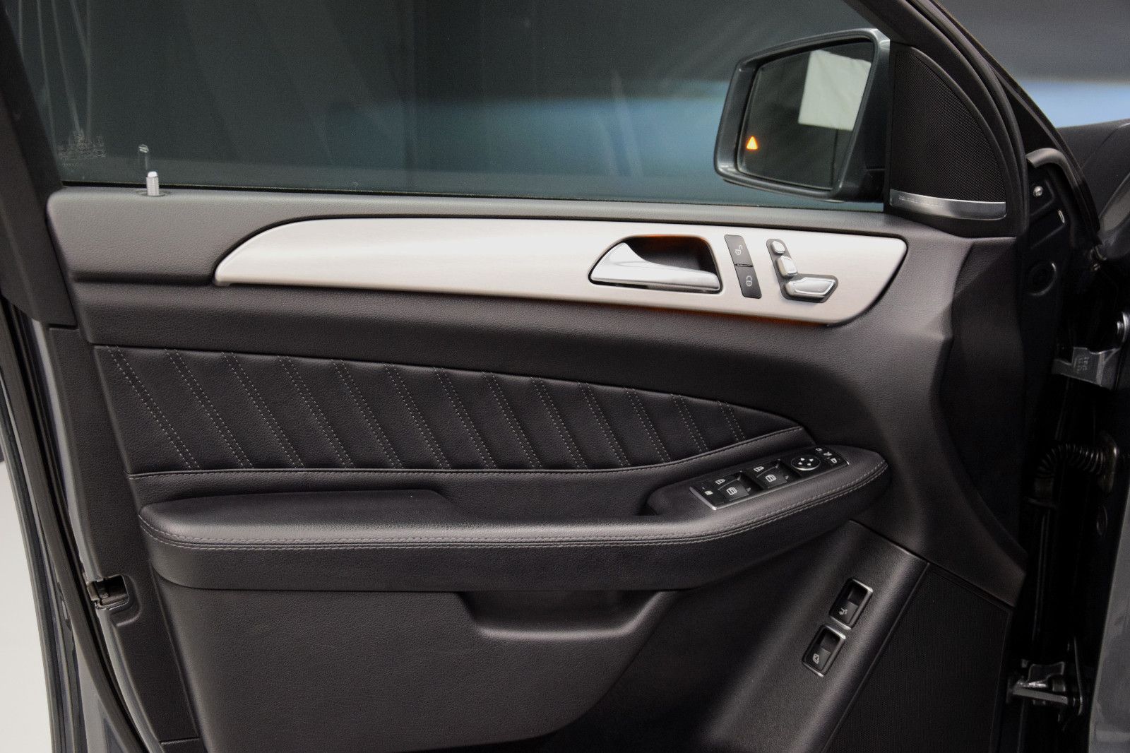Fahrzeugabbildung Mercedes-Benz GLE 350 Coupe 4Matic AMG AHK Pano Dist HuD 360°
