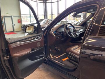 BMW X5 M50d *ACC*360KAM*NAVI*LED*LEDER*PANO*SHA*TWA*