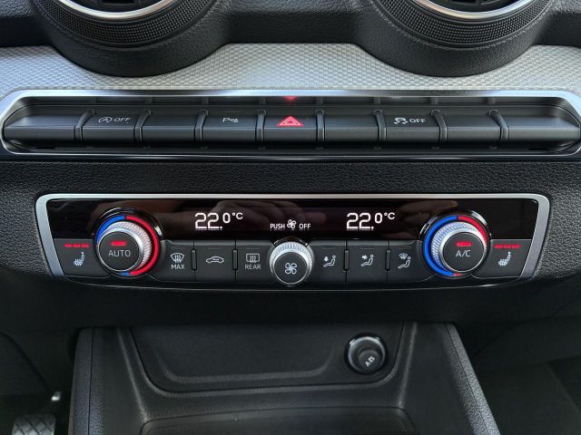 Q2 1.0 TFSI MATRIX+CAM+SHZ