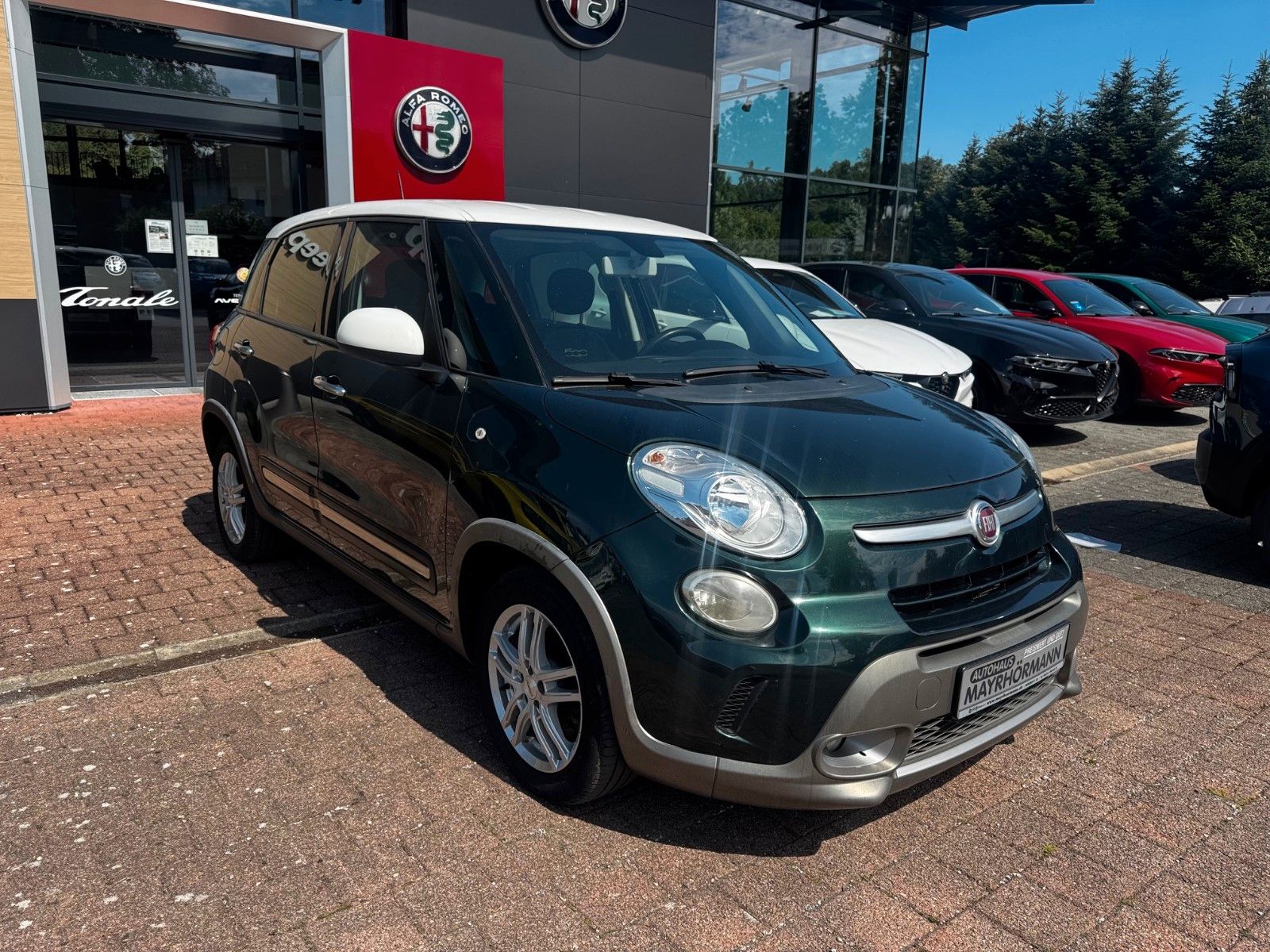 Fahrzeugabbildung Fiat 500L Trekking NAVI BLUETOOTH KLIMA RADIO