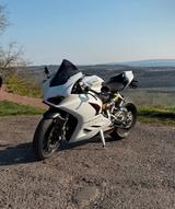 Ducati Panigale V2 - Ducati Motorräder in Frankfurt