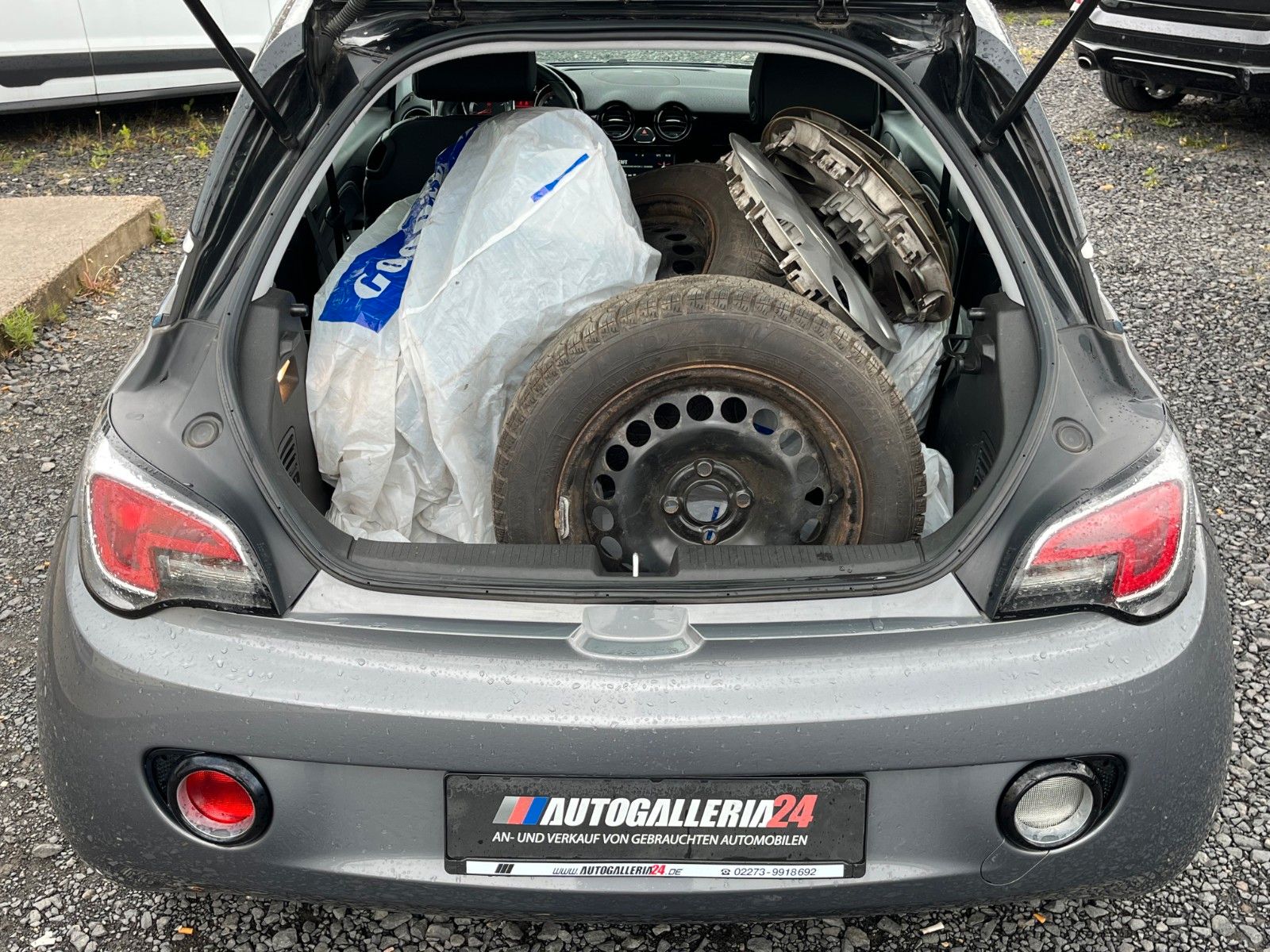 Fahrzeugabbildung Opel Adam Jam 1.4 64KW Klima Tempomat 2.HAND Scheckhe