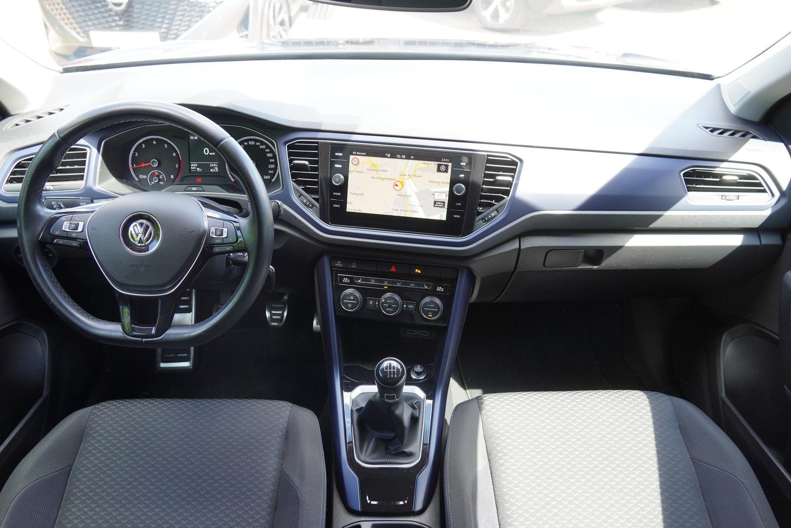 Volkswagen T-Roc 1.5 TSI LED Navi Standheizung PDC AHK, миниатюра 9