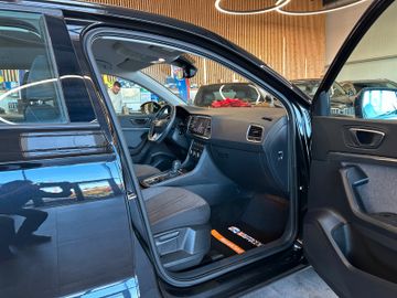 MYAUTOCENTER – Gebraucht- und Jahreswagen mit Werkstattservice in Pfaffenhofen Seat Ateca *1.HAND*SCHECKHEFT*2-ZONEN*ACC*CARPLAY*