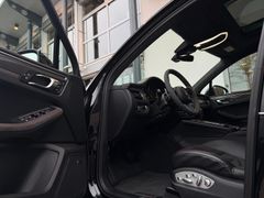 PORSCHE Macan GTS / 360°KAMERA / BOSE / PANORAMA PORSCHE Macan GTS / 360°KAMERA / BOSE / PANORAMA