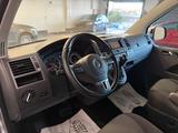 Volkswagen T5 2.0 TDI COMF.*AUT*SITZH*TEMP*PDC*BT*NAVI*2X S - VW T5 Caravelle Gebrauchtwagen