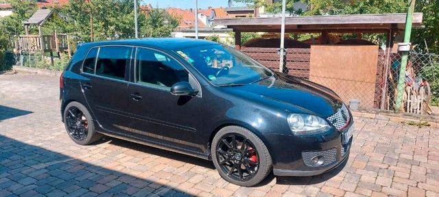 Volkswagen Golf 5 GTI