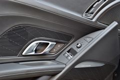 Fahrzeugabbildung Audi R8 Coupe 5.2 FSI plus quattro Laser Carbon B&O