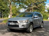 Mitsubishi Outlander 2.2  Diesel  4WD - gebrauchte Mitsubishi Outlander aus dem Jahr 2012