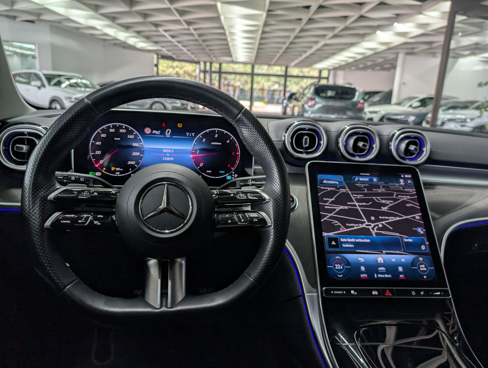 Fahrzeugabbildung Mercedes-Benz C 200 d T 2xAMG NIGHT AHK ACC SOUND MBUX+ LEDER