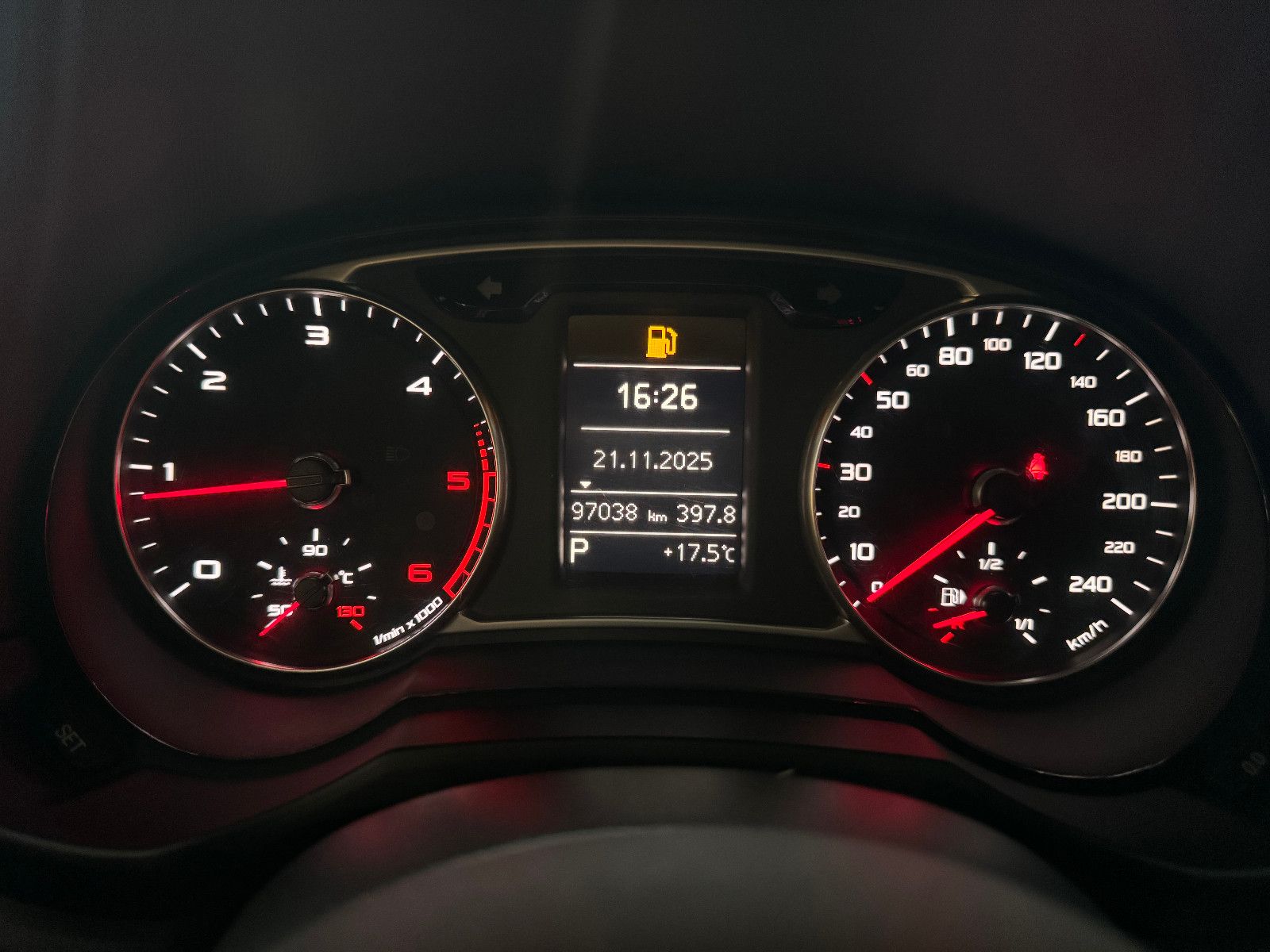 Fahrzeugabbildung Audi A1 1.6 TDI SPORTBACK S-TRONIC S-LINE AMBITION