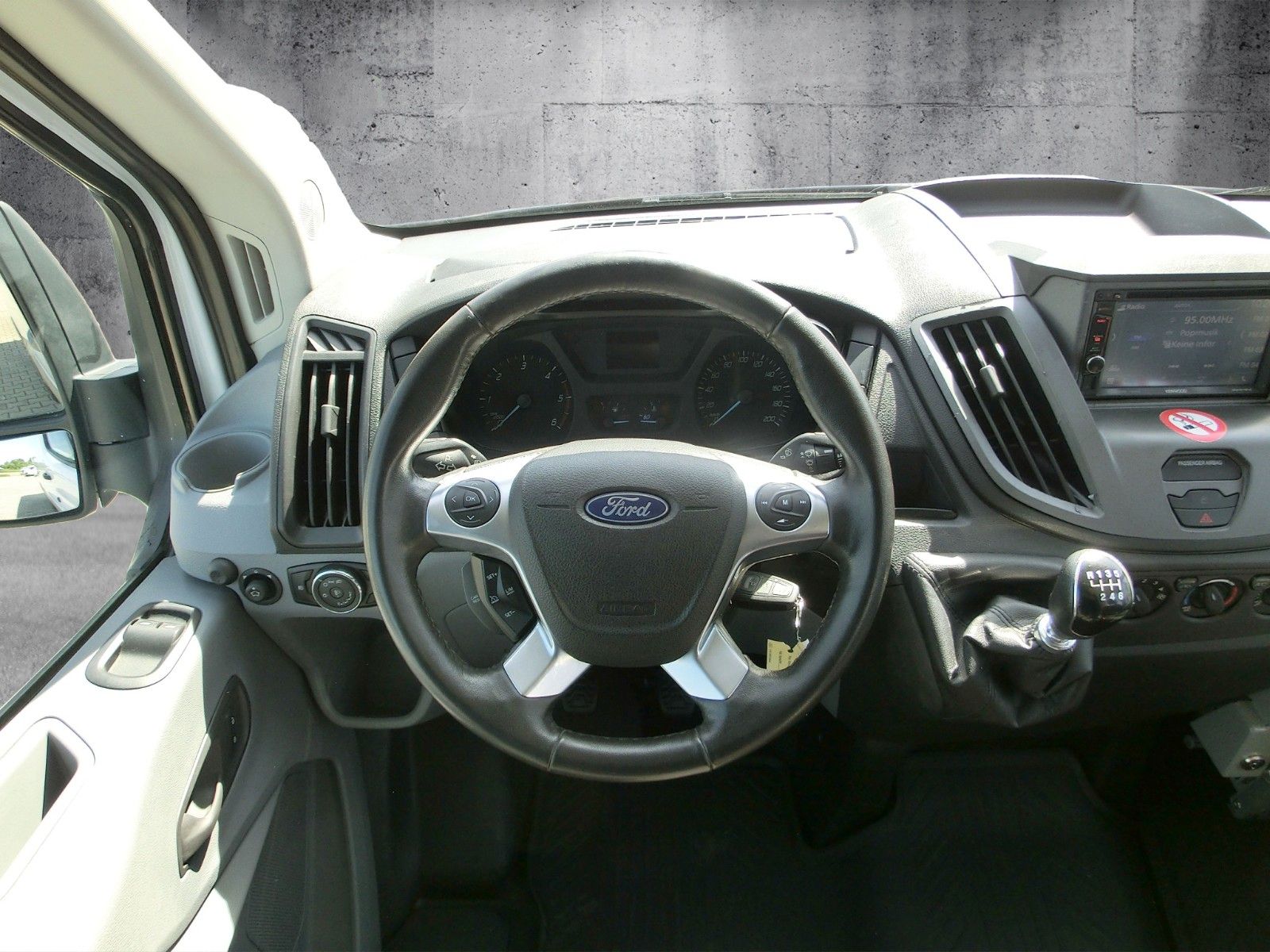Fahrzeugabbildung Ford Transit Kasten 350 L2H3