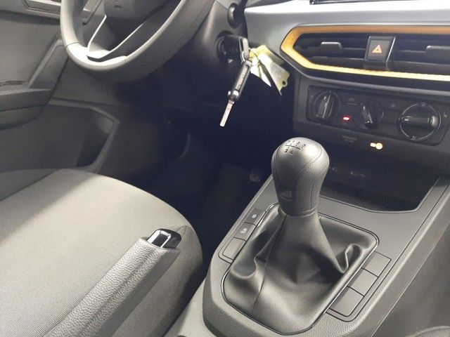 Fahrzeugabbildung Seat Ibiza Hola 1.0MPI LED PDC SHZ 15"Alu MFL 0,99%