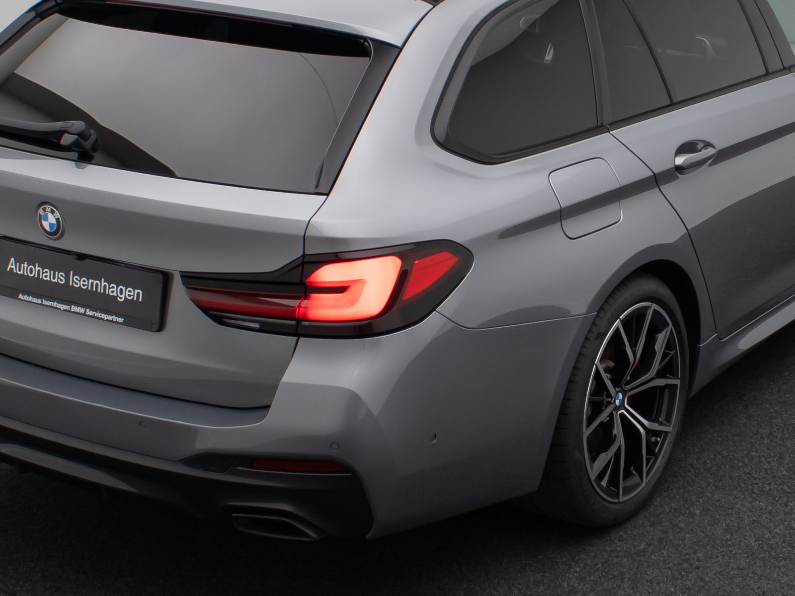 Fahrzeugabbildung BMW 540d xD M Sport Pro Kamera Laser HUD DAB H/K 19"