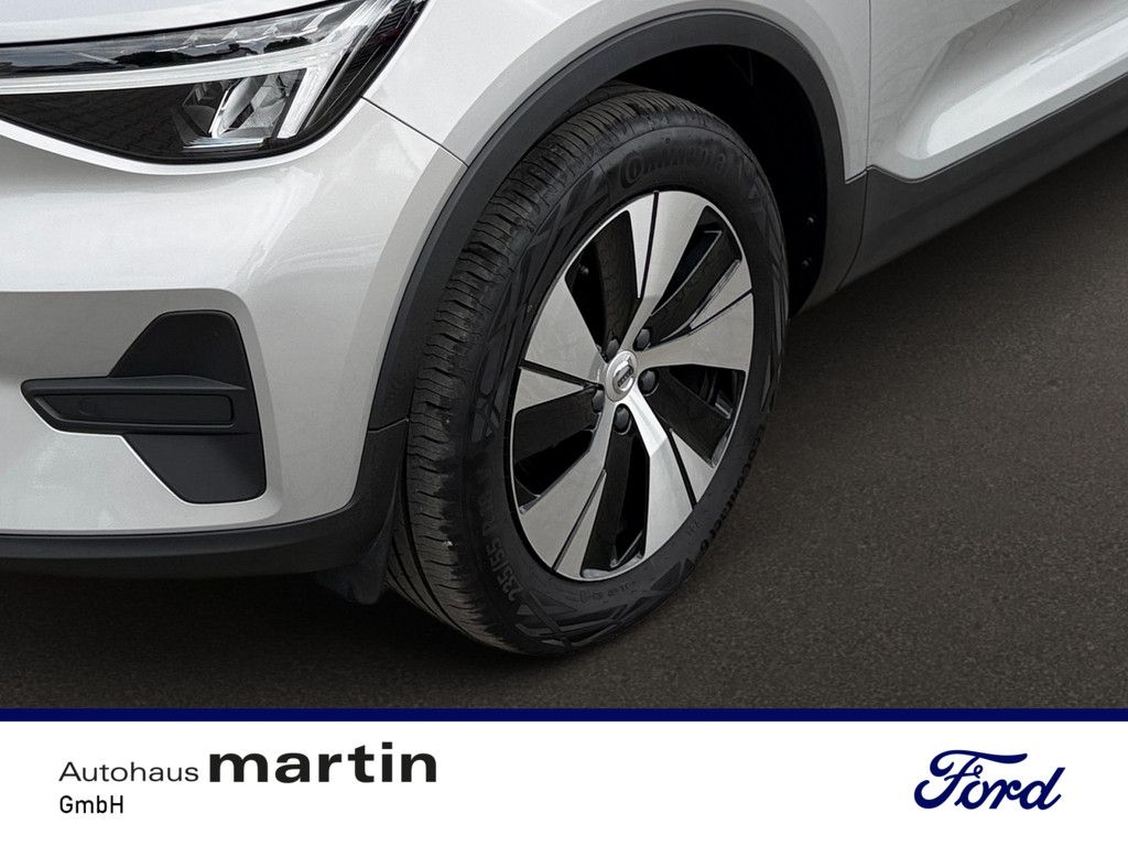 Fahrzeugabbildung Volvo XC40 2.0 Core 2WD SHZ NAVI W-LAN ACC FACEL. LED