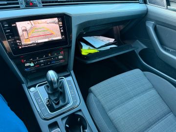 Volkswagen Passat Variant - 2