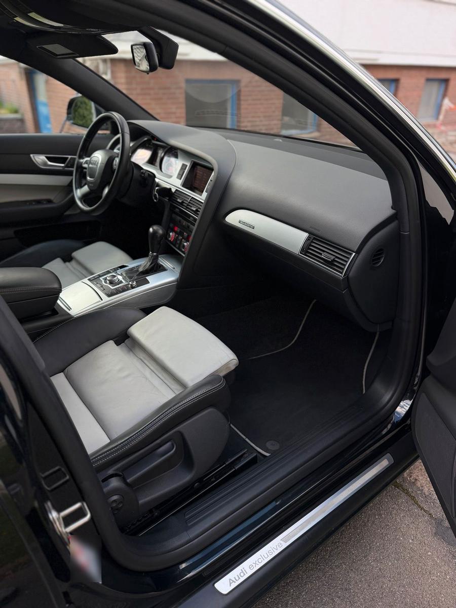 Audi Quattro 2010 — photo 10