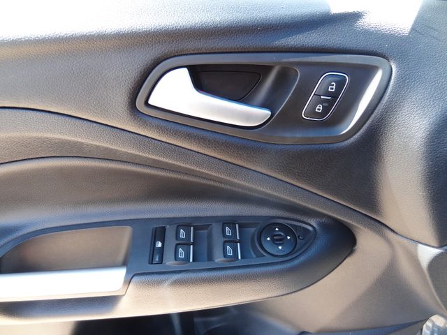 Fahrzeugabbildung Ford Kuga ST-Line/Pano/Kam/ACC/Navi/AHK/2.Hd/
