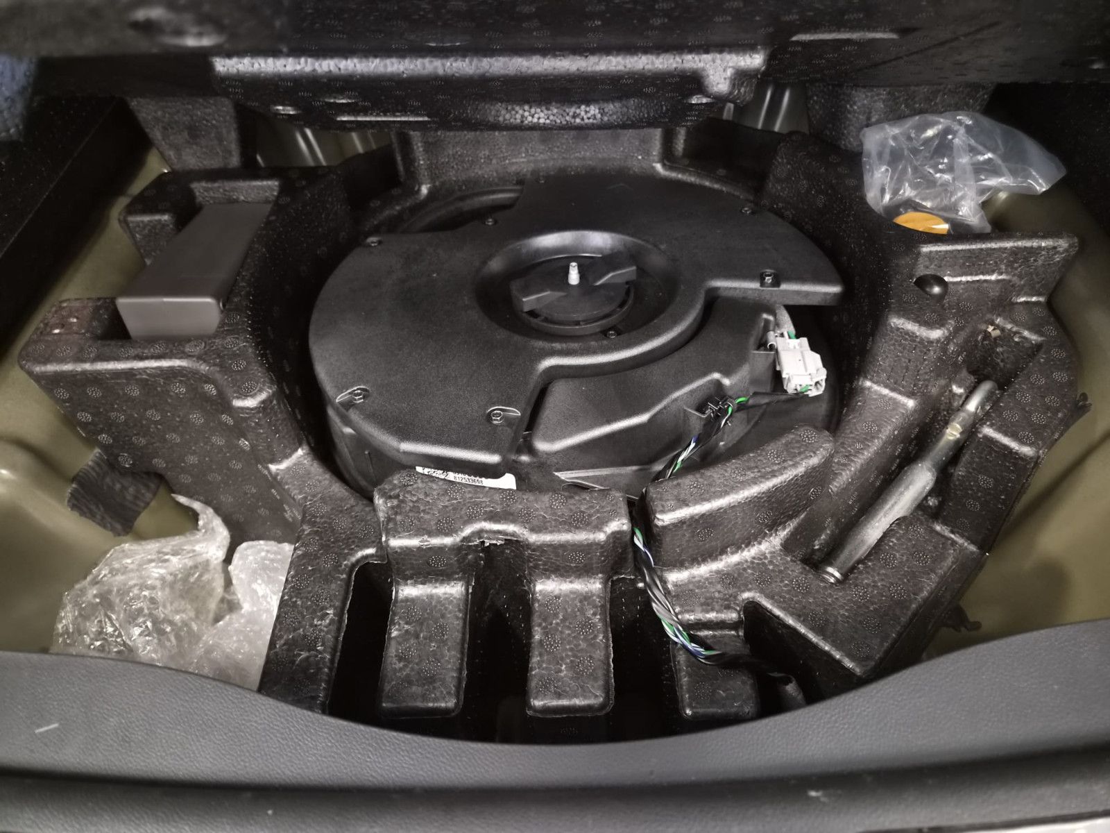 Fahrzeugabbildung Opel Insignia B Sports Tourer Elegance / ERGOSITZ /