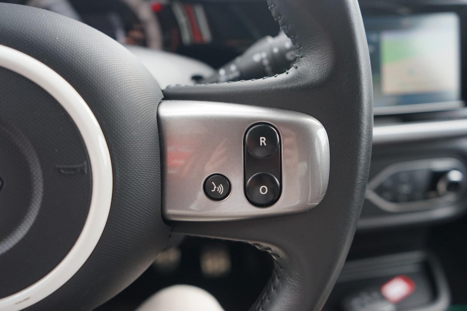 Renault Twingo 0.9 TCE GT LED Sitzheizung Tempomat