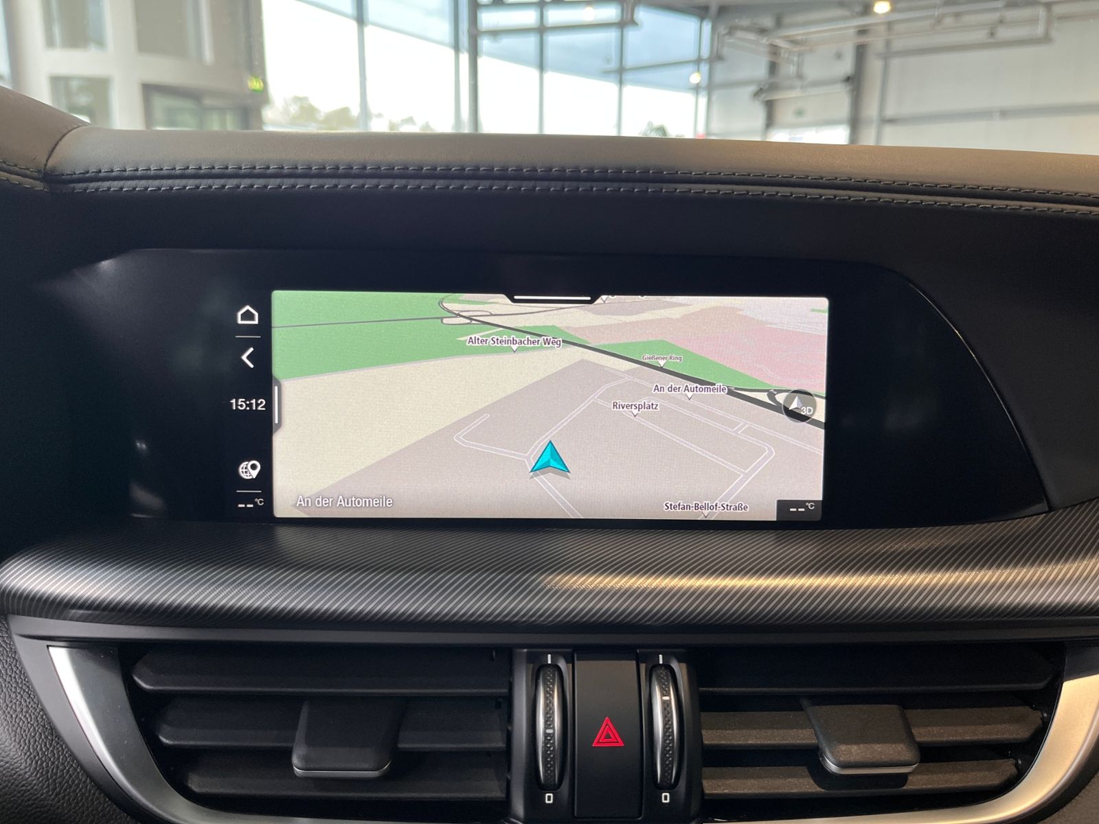 Fahrzeugabbildung Alfa Romeo Stelvio Veloce Q4 ACC NAVI LEDER AHK