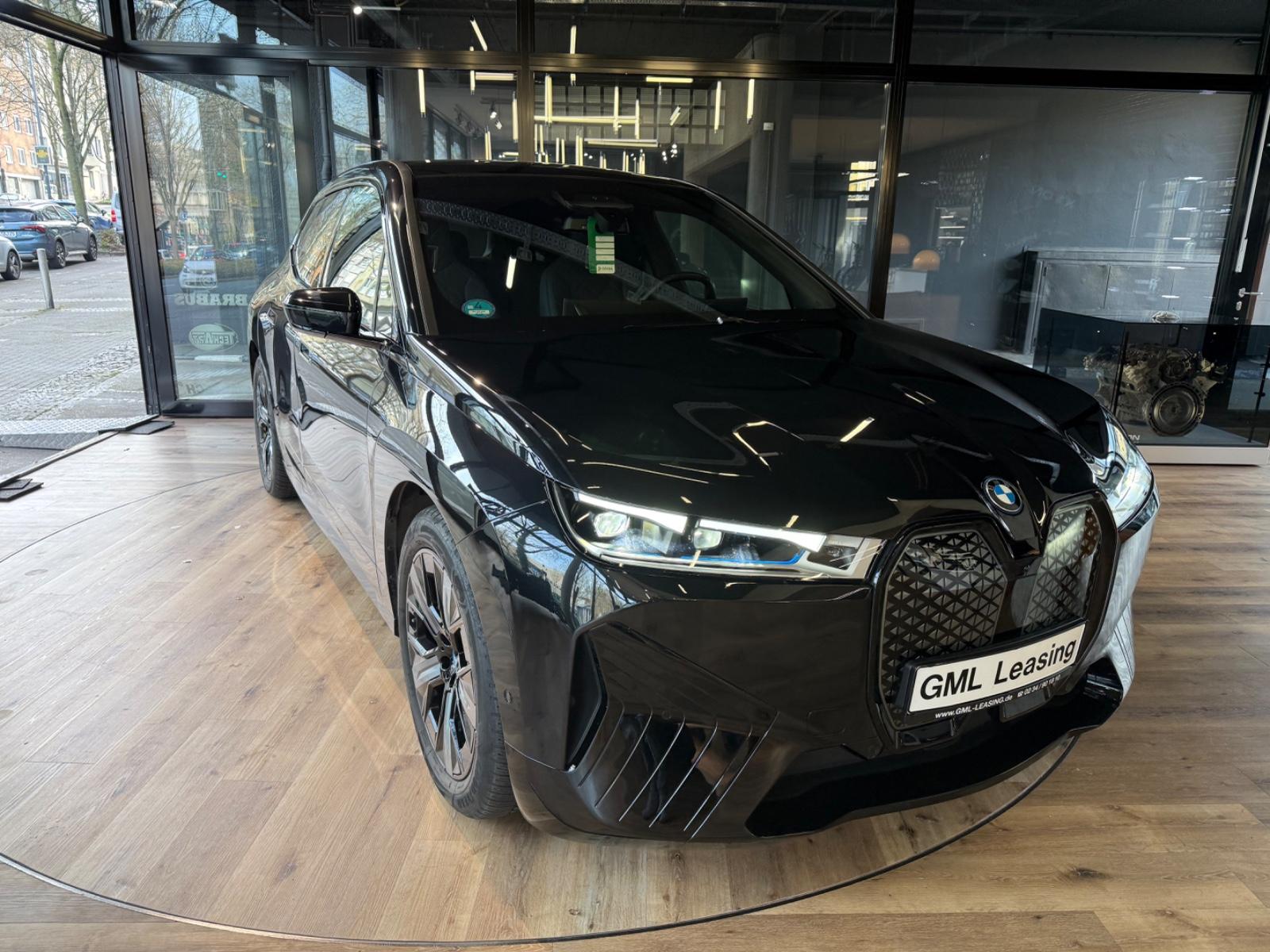 BMW iX 50 xDrive Sport, Sky, Head-Up, Suit, AC,Pano