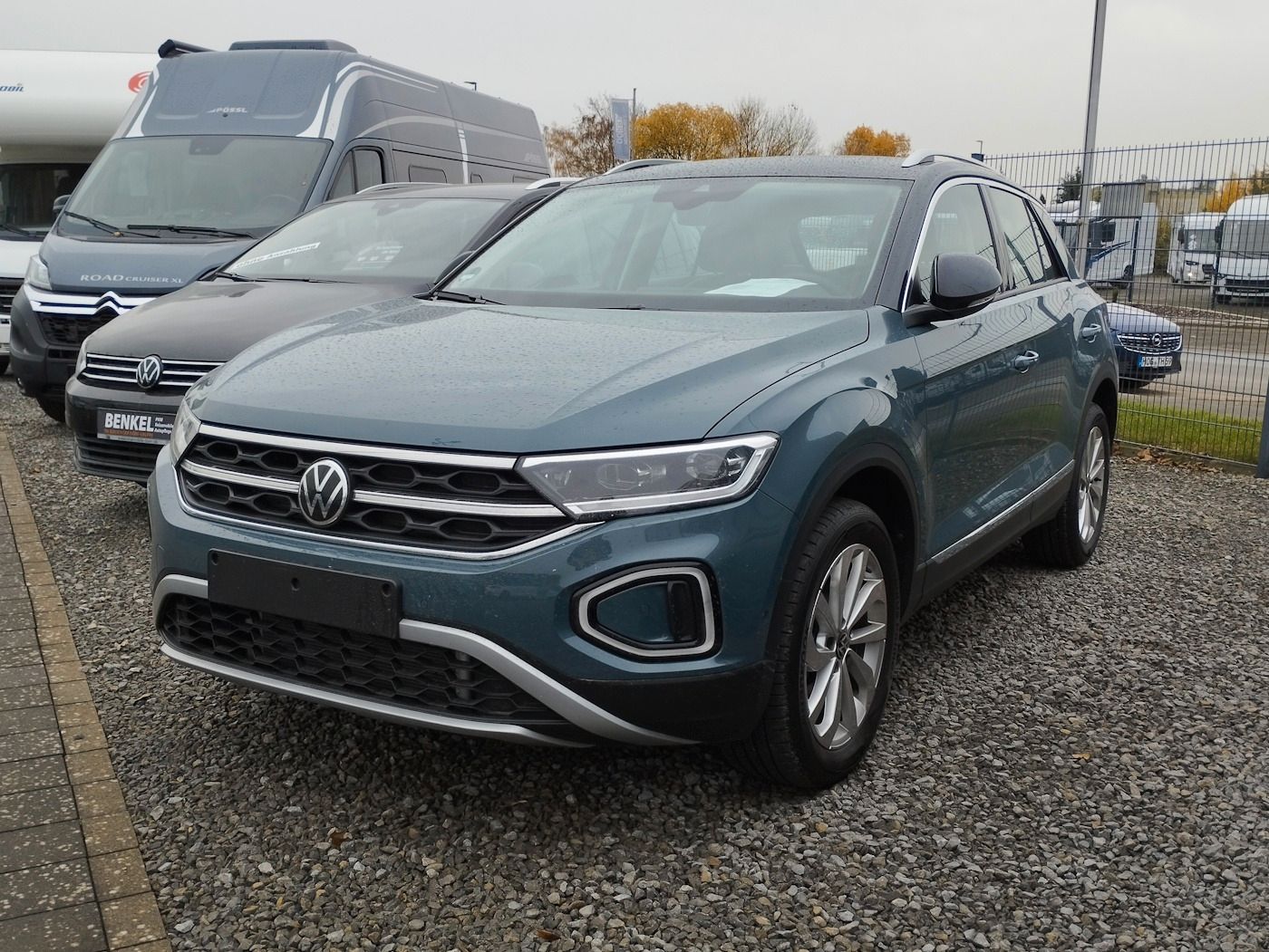 Fahrzeugabbildung Volkswagen T-Roc 1.5 Style NEU42T AHK LED ACC SHZ NAVI PDC