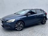 Volvo V40 2.0 Cross Country Pro/Kamera/Pano/Leder/LED - blaue Volvo V40 Cross Country