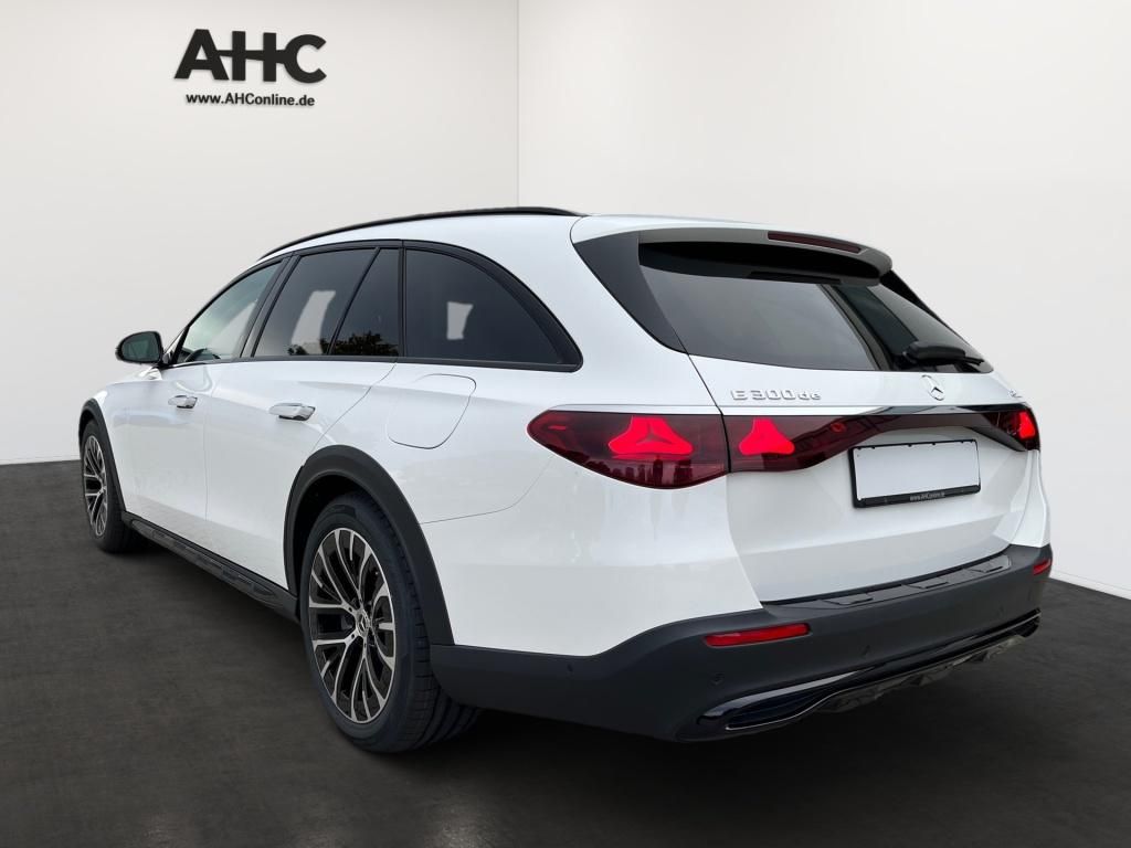 Fahrzeugabbildung Mercedes-Benz E 300 de 4M All-Terrain +DIGITAL+AHK+BURMESTER+