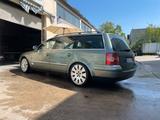 Volkswagen Vw Passat 1.8t - Volkswagen Passat aus 2001: Kombi