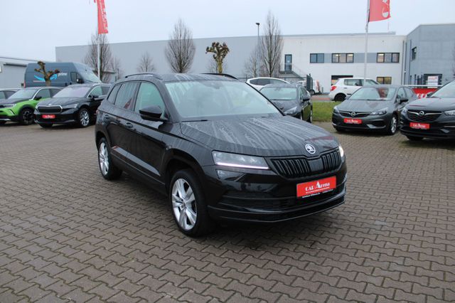 Skoda Karoq 1.5 TSI Style*1.Hand*AHK*SHZ*Navi