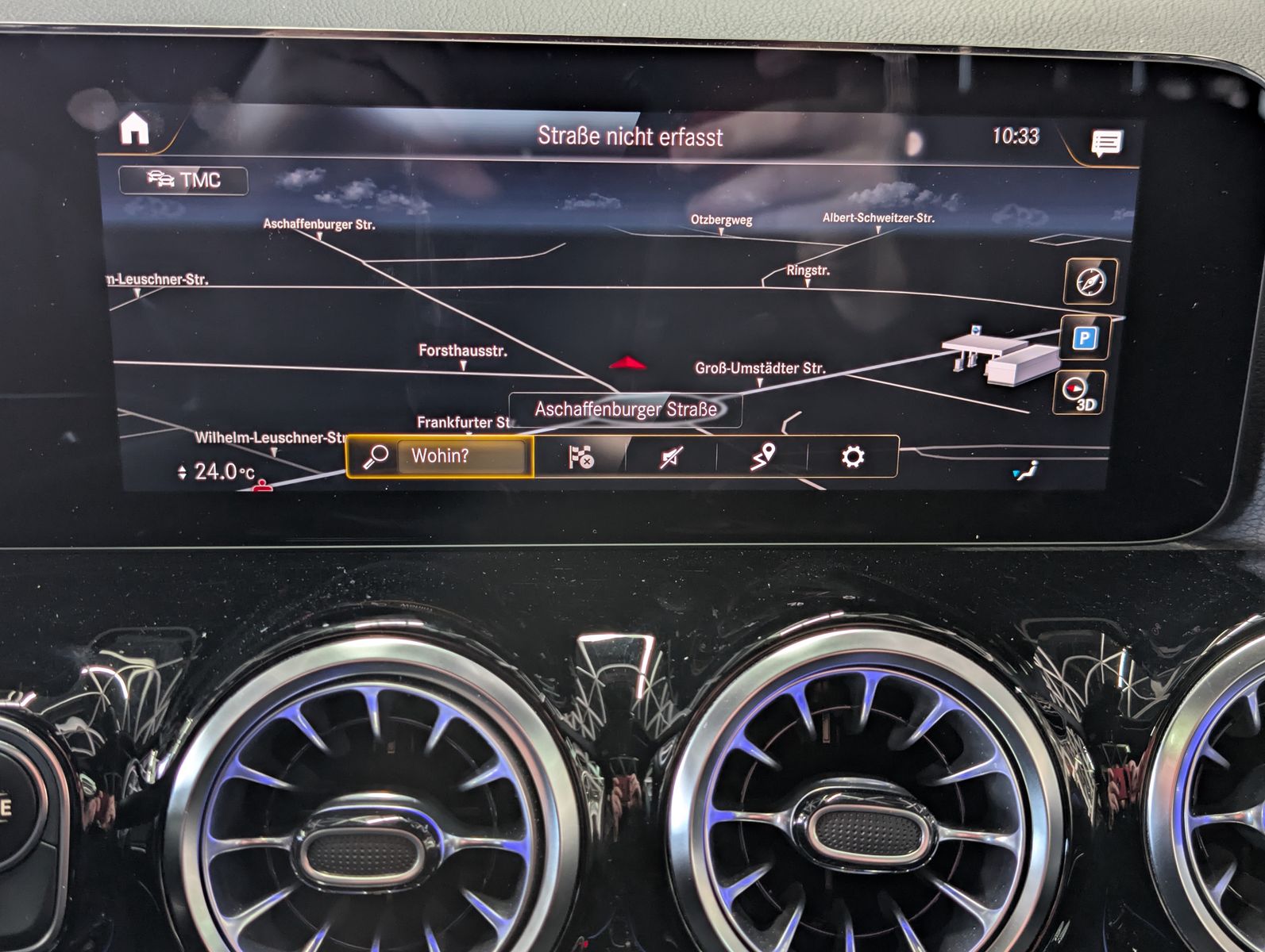 Fahrzeugabbildung Mercedes-Benz GLA 200 d AMG NIGHT PANO ALCANTARA MULTIBEAM 19"