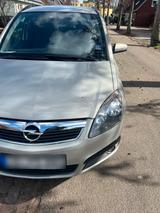 Opel Zafira - Opel Zafira Gebrauchtwagen in Lübeck