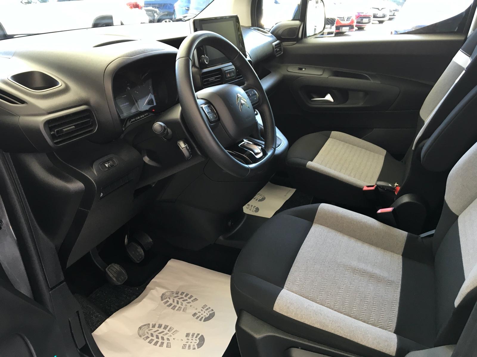 Citroën Berlingo 1.5 MPV Feel M/1.H/Navi/Temp/Spurhalte