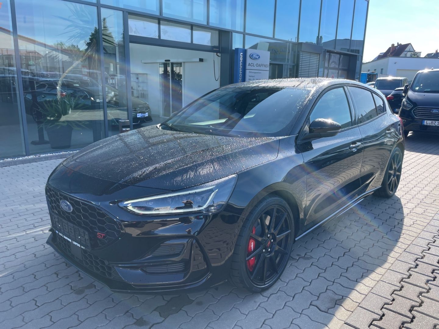 Fahrzeugabbildung Ford Focus ST X totWinkAss LED HeadUpDispl Kamera